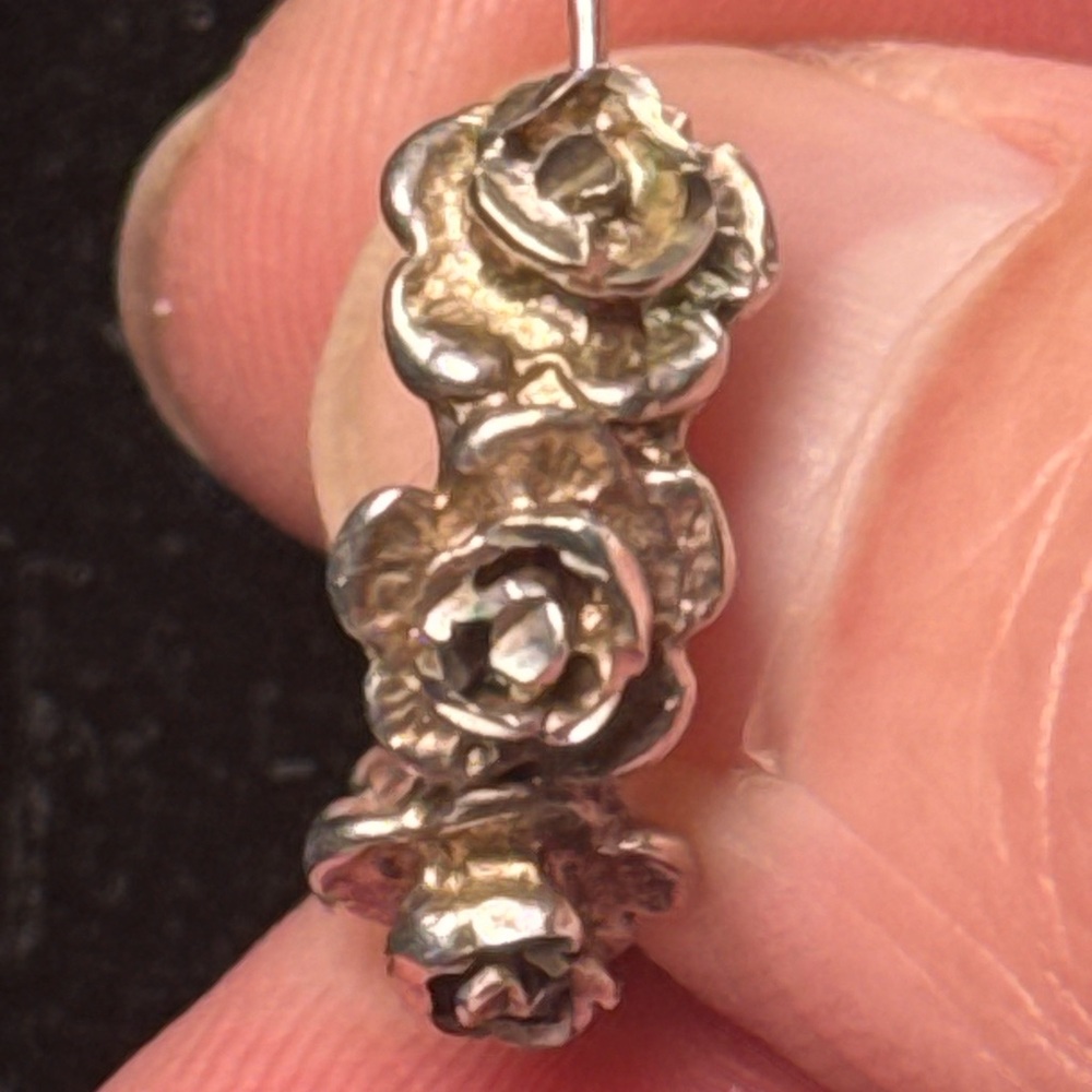 Silver 925 Rose‎ Hoop Earrings - Picture 2 of 6